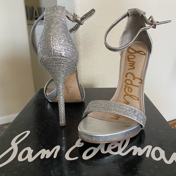 COPY - Sam Edelman Silver heels size 6.5 - Picture 2 of 3